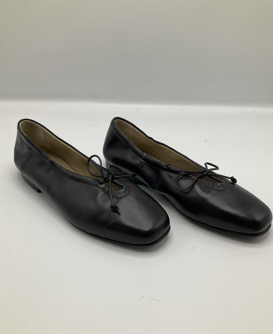 SOLE-AW26